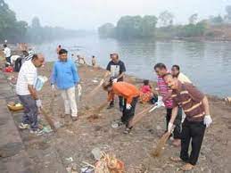 Cleaning of Panchganga Ghat by Engineering Students