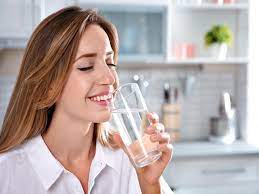 What is the right time to drink hot and plain water