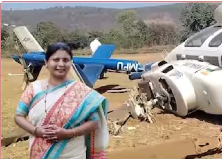 The helicopter that came to pick up Sushma Andahar crashes