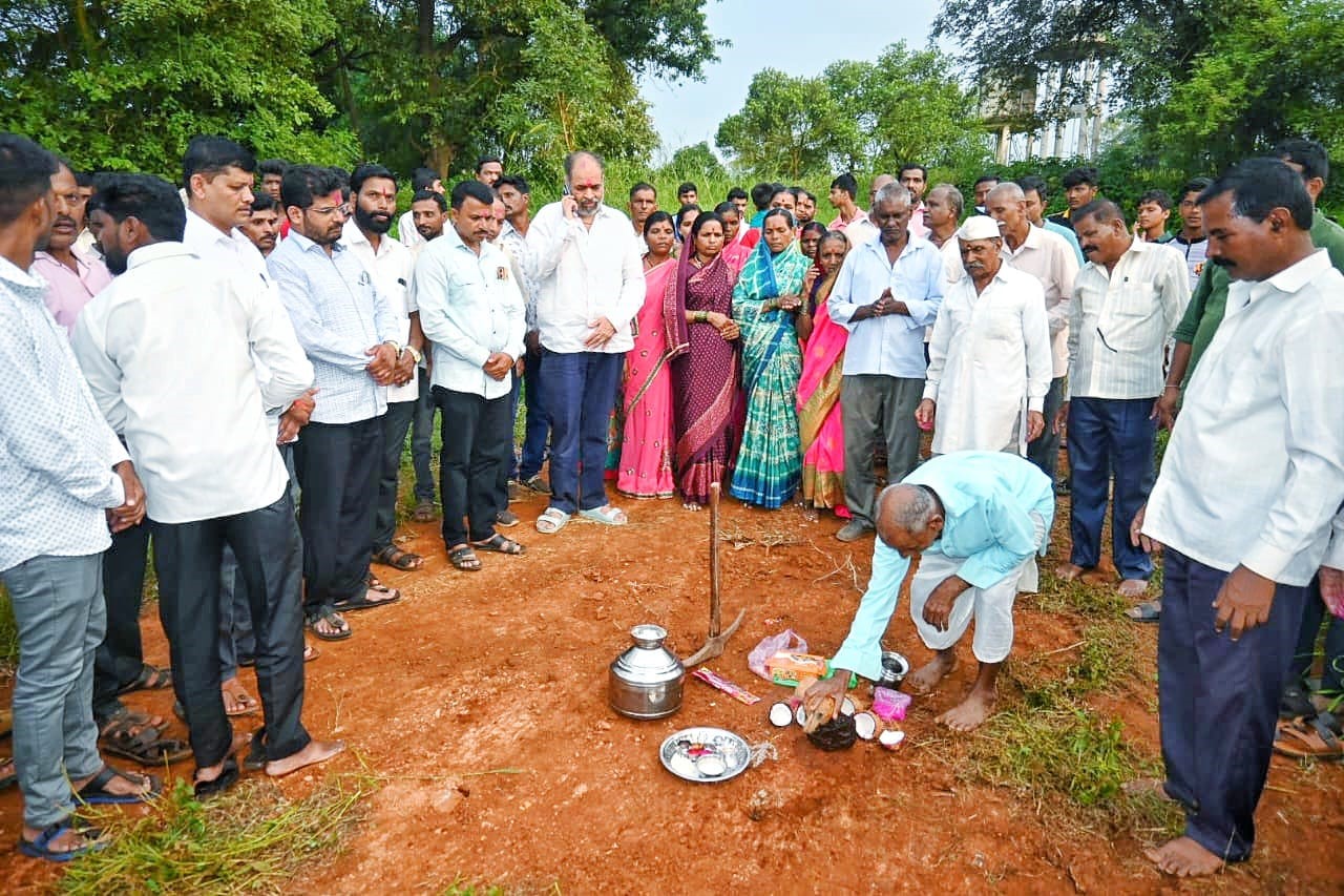 56 lakh development works at Khede (at Shahuwadi