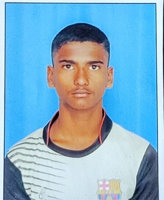 Success of Siddhant Bhosle  student of Herwad High School in Divisional Swimming Competition