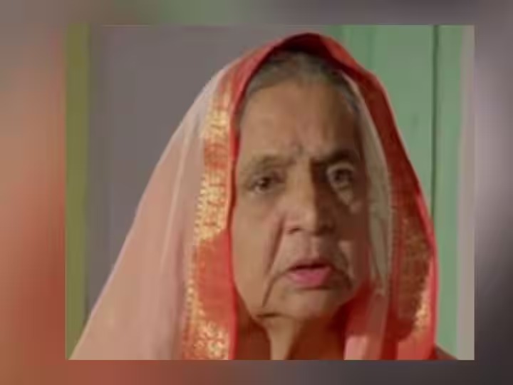 Actress Shanta Tambe breathed her last at the age of 90
