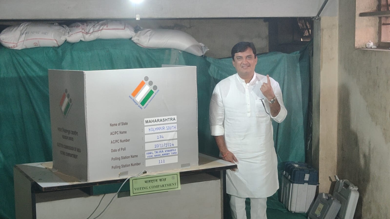 eat Dhananjay Mahadik exercised his right to vote with his family