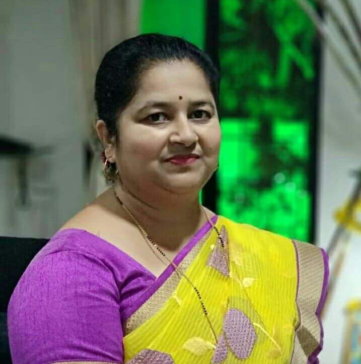 To Mrs Sunita Ketkale District Level Ideal Headmistress Award Announced
