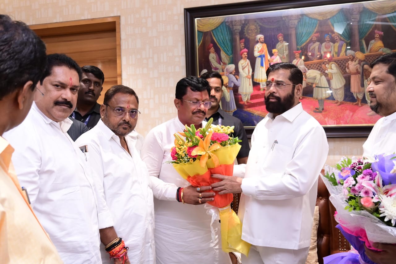 Newly elected MLA Rajesh Kshirsagar met Chief Minister Eknath Shinde