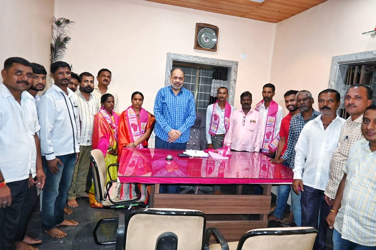 Public entry of Shiv Sena workers from Khede village into Jansuraj Shakti Party