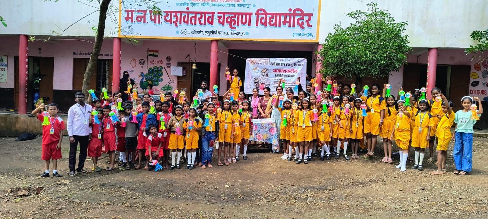 Skylight making workshop at Yashwantrao Chavan Vidyamandir