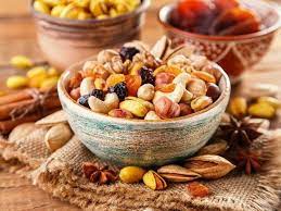 Know the health benefits and disadvantages of dry fruits