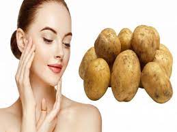 How to apply potato for glowing skin
