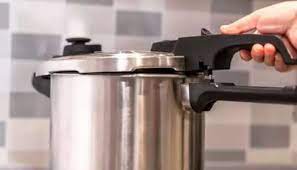 Which pressure cooker is best for cooking food