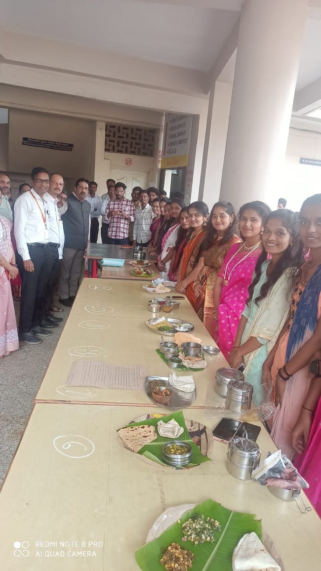 Environment friendly Dussehra and wild vegetable cooking competition concluded in Shahaji college