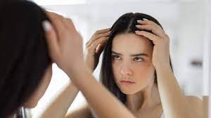 Prepare special oil at home to turn white hair black