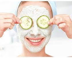 Cucumber face mask for oily skin