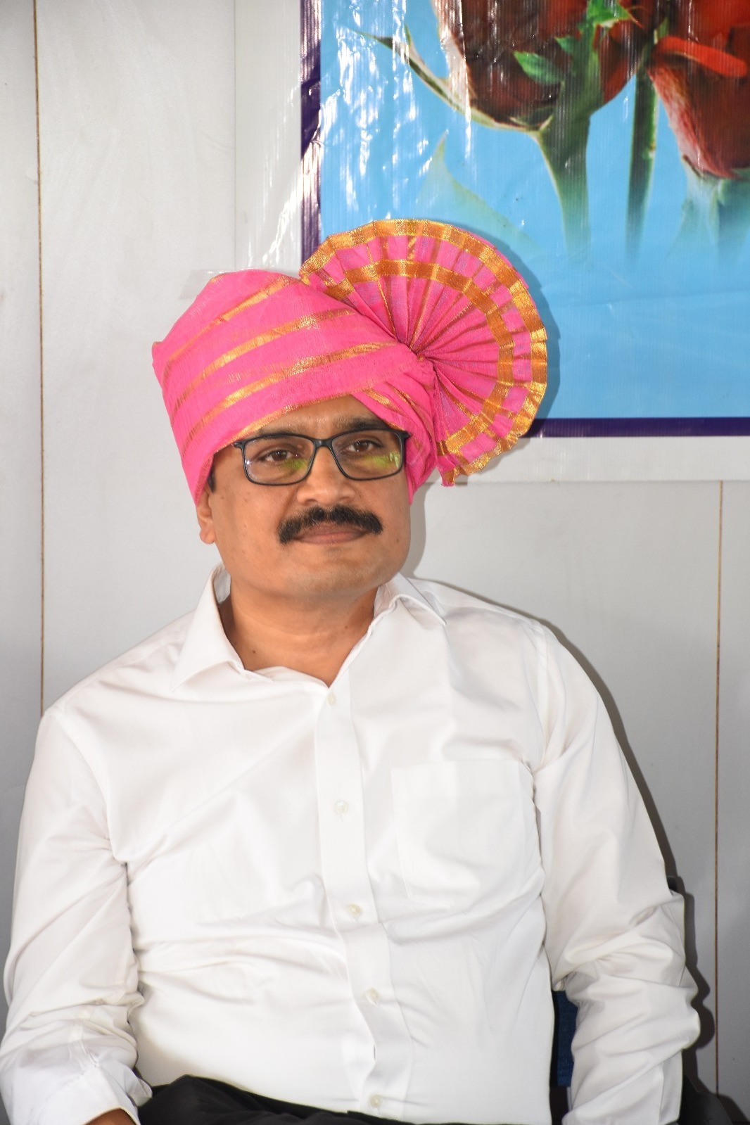 Dutiful Superintendent Engineer of Mahavitaran Ankur Kawle Mankari of Kolhapuri Fetya