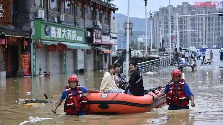 20 dead in Beijing life disrupted due to severe flooding