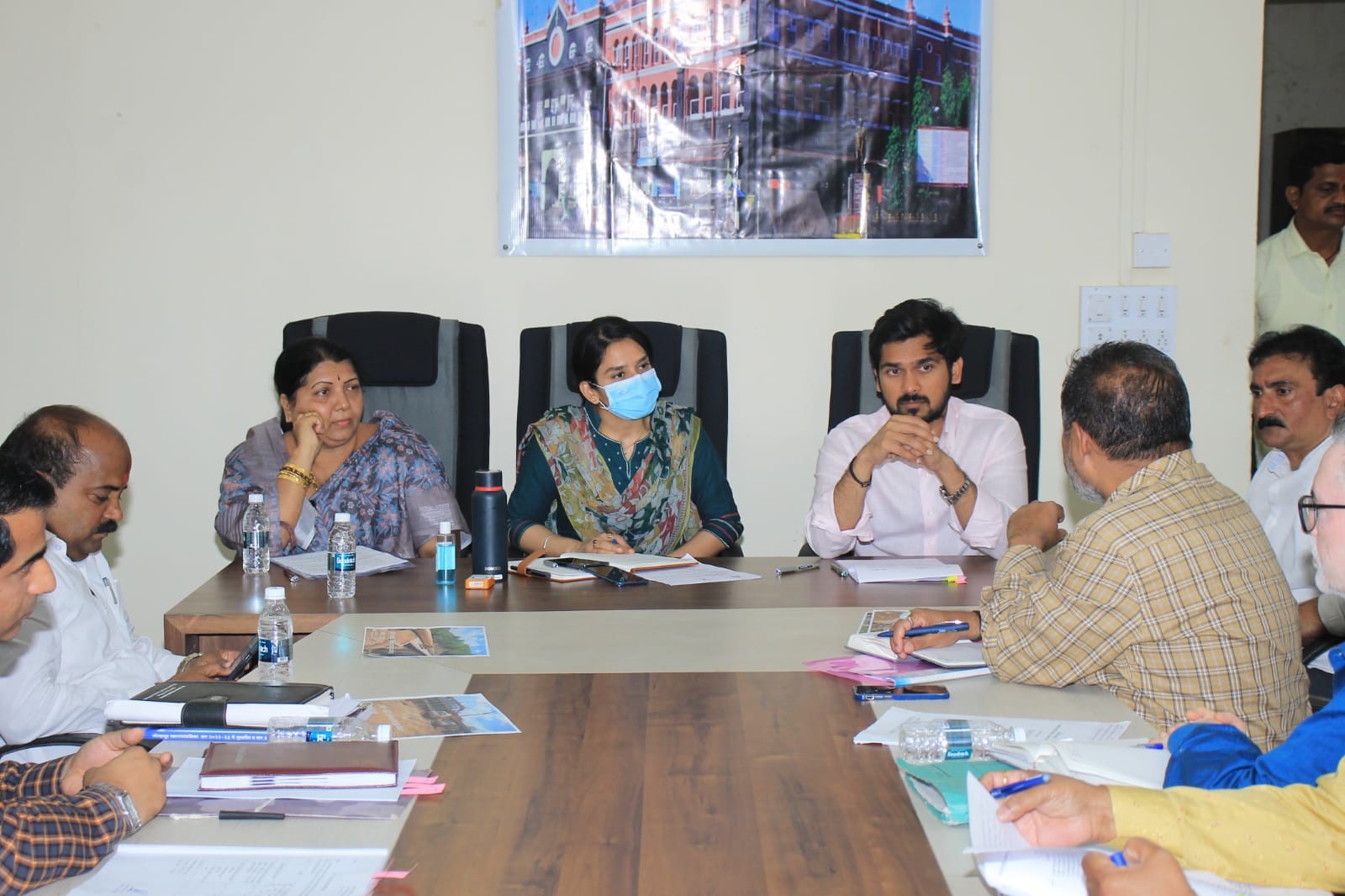 Meeting of both the MLAs with the municipal administration regarding various issues in the city