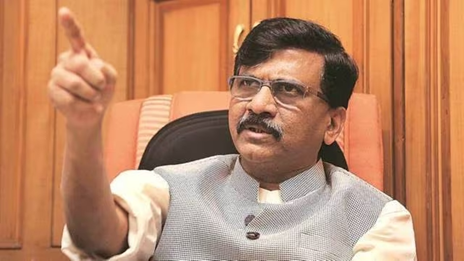 In Nashik, Sanjay Raut bitterly said that if there was no Shiv Sena
